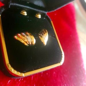 Earring  stud women's  gold 750 VINTAGE